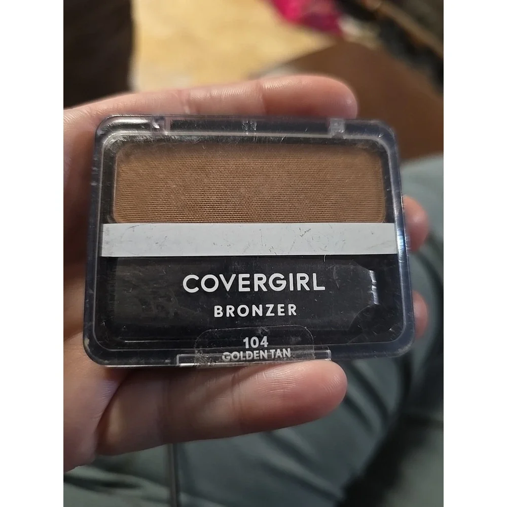 Covergirl Cheekers Bronzer #104 Golden Tan  New Sealed 0.12 Oz